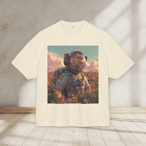 Maglietta con motivo floreale astronauta, in cotone ultra pesante, regalo per gli amanti dello spazio, spedizione rapida nell'UE