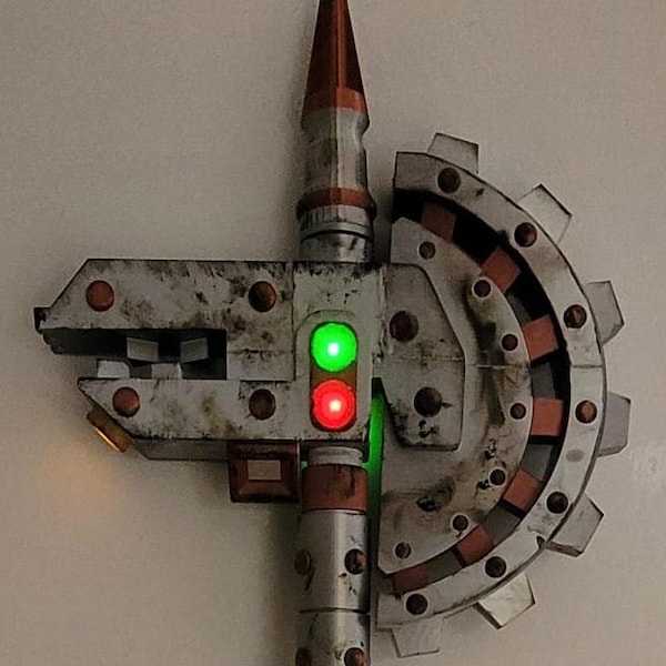 Hacha modular de cosplay de los sacerdotes marcianos