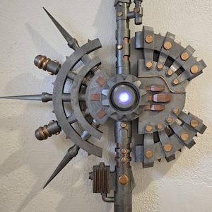 Ascia modulare per cosplay dei sacerdoti marziani