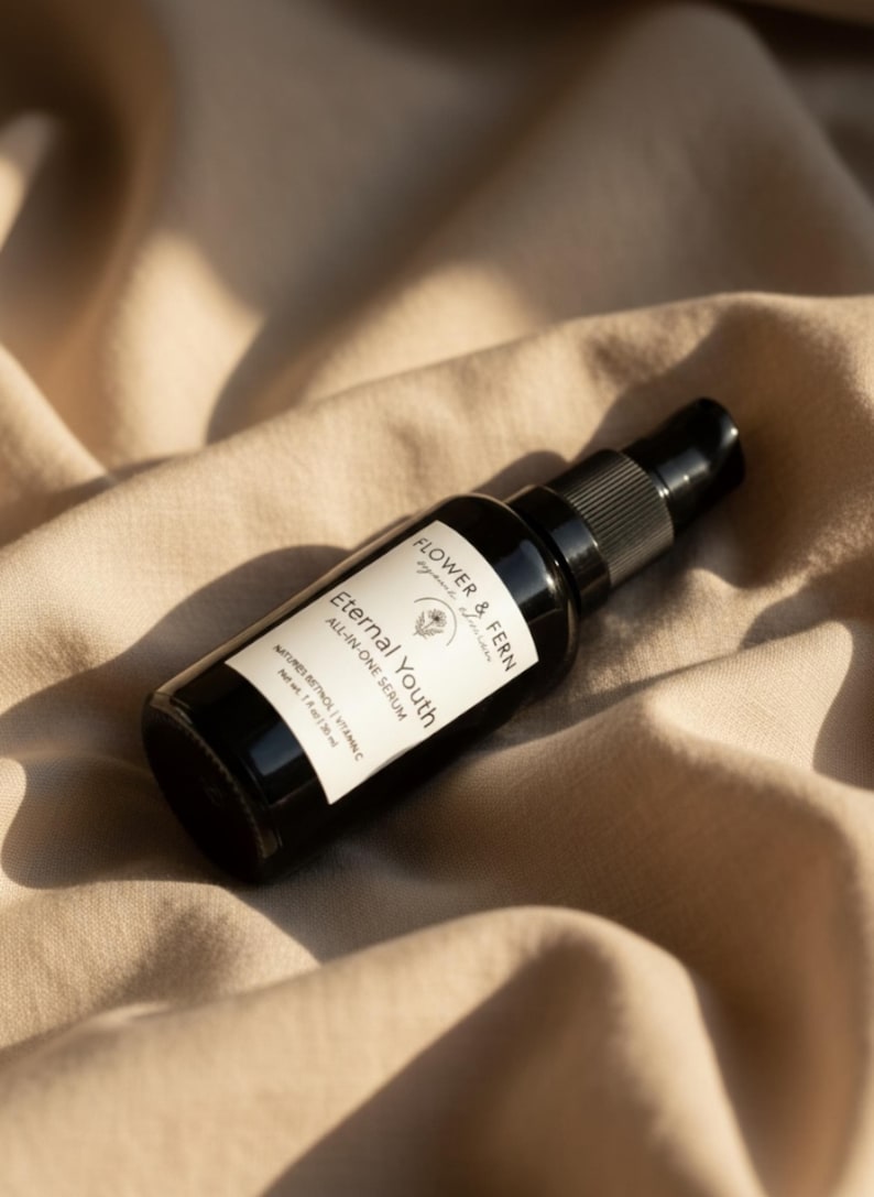 Organic All-in-One Anti-Aging Serum | Nature’s Retinol + Vitamin C | Eternal Youth bild 5