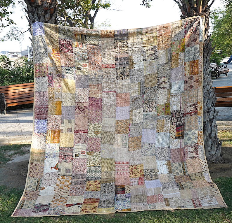 Bohemian Handcrafted Silk Floral Patchwork Quilt Kantha Quilt Boho Blanket Throw Bedspread Bedcover Rallies Sari Quilt Gift For Mom