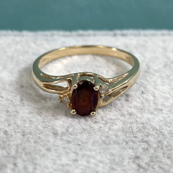 14K Garnet and Diamond Ring, Vintage, 4mmx5.5mm O… - image 1