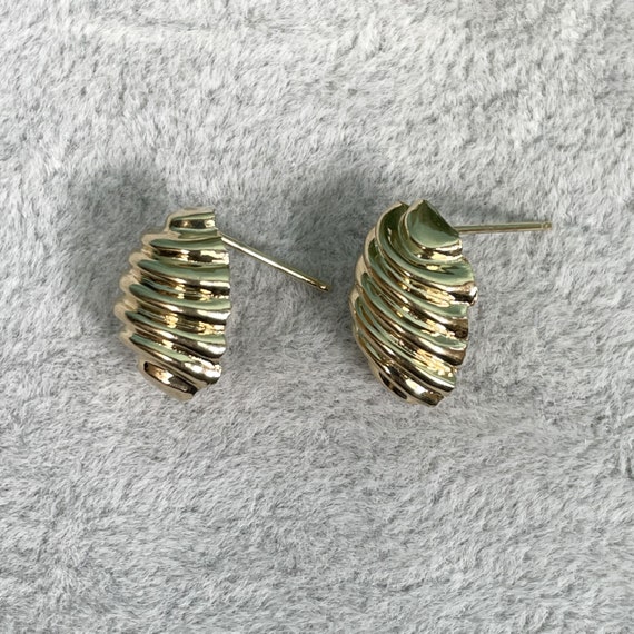 Vintage 14K Gold Earrings, Yellow Gold, Fluted Sh… - image 5