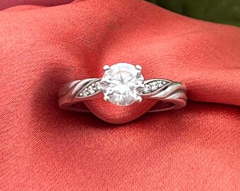 Vintage Sterling Silver Cubic Zirconia (1.16 TCW) Engagement Ring – SZ 6.75