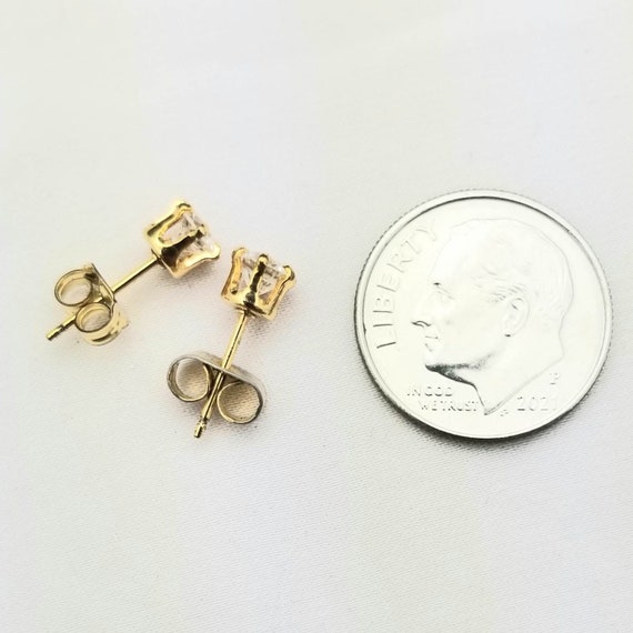 Anello Solitario In Oro Bianco 18kt Con Diamante Centrale Da 0,50 Kt R - Zahir Gioielli