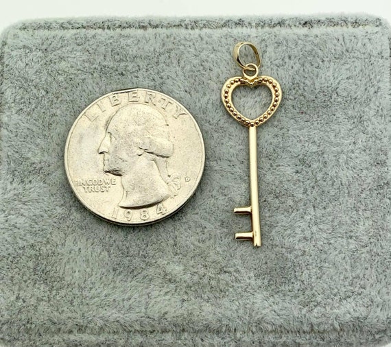 14K Heart Key with Detail Heart Charm- Vintage, E… - image 8