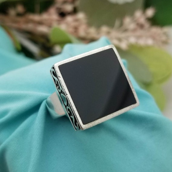 Silver Large Retro Square Black Onyx Heart Filigre