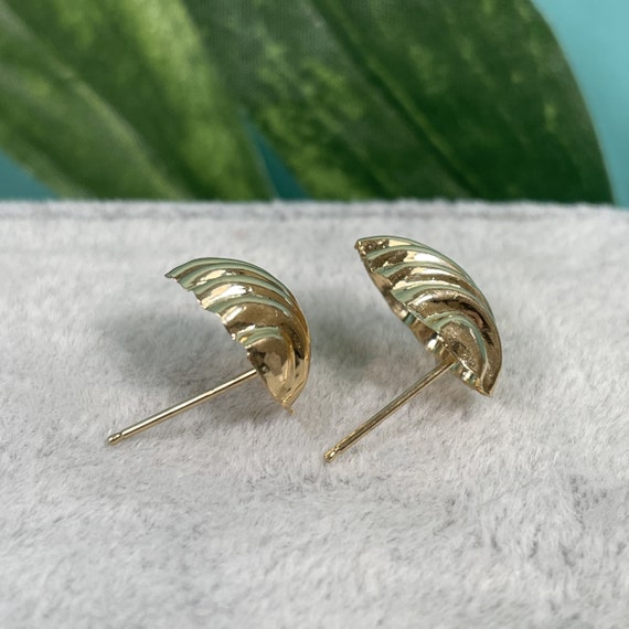 Vintage 14K Gold Earrings, Yellow Gold, Fluted Sh… - image 4