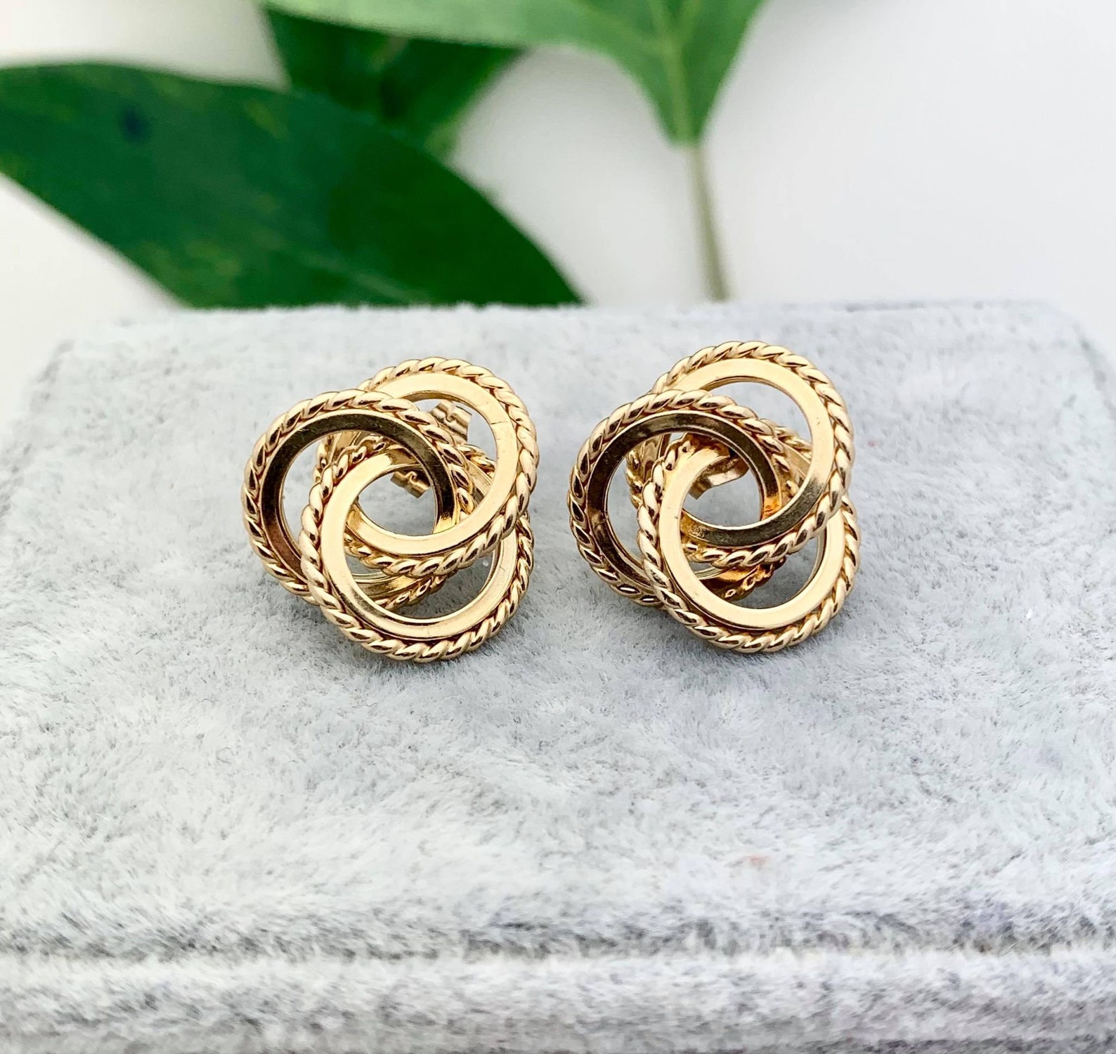 14K Yellow Gold Triple Knot Earrings Vintage Estate Love Etsy