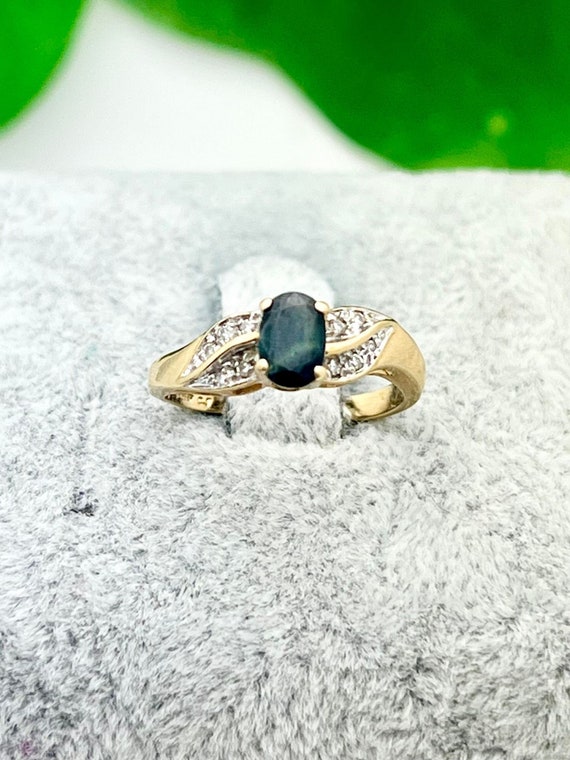 10K Yellow Gold Blue/Green Sapphire & Diamond Ring
