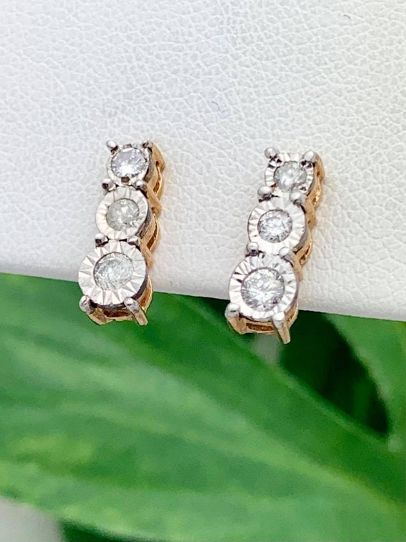 10K Gold Illusion Set Diamond Earrings- Vintage, … - image 2