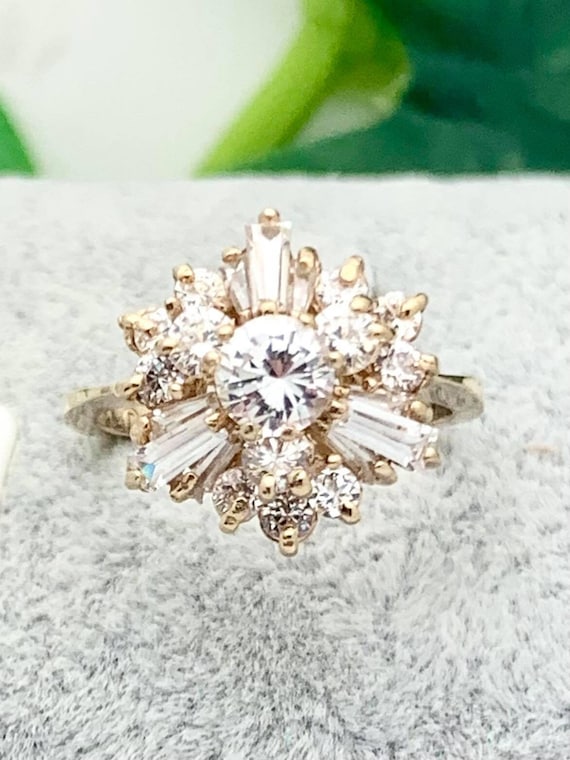 10K Yellow Gold Floral CZ Cluster Cocktail Ring- … - image 1