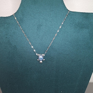 necklace for women with unique pendant