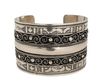 Tuareg Sterling Silver Cuff Bracelet: Moroccan Berber Boho Jewelry