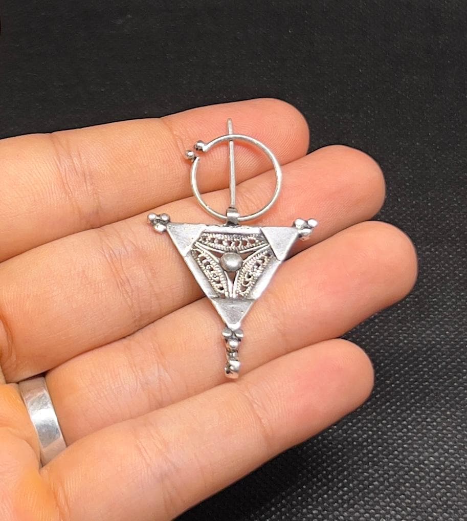 Belle Broche Berbère Ancienne En Argent - Bijou Ethnique Vintage, Pièce Unique