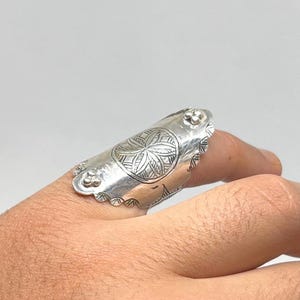 Marockansk handgjord berbersilverring: Tuareg Sterling afrikansk lång graverad tribal etnisk boho smycken