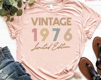 Vintage 1976 T-Shirt, Retro 1976 Graphic Tee, Born in 1976 Shirt, Limited Edition 50th Birthday Gift
