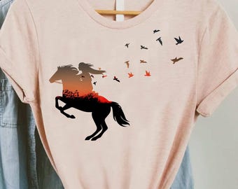 Horse Woman Shirt, Horse Lover Gift, Horses T-Shirt, Horse Lover Outfit,Horse Silhouette Shirt,Equestrian Tee,Cowgirl Shirt,Horse Girl Shirt