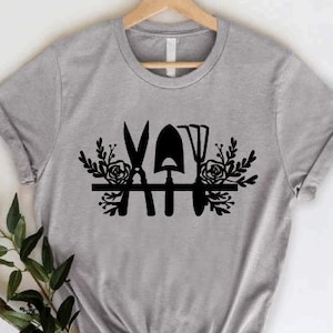Farmer Shirts Women, Floral Garden Shirt, Garden Lover Gift,Garden Shirt, Garden Lover Gift, Gardening Lover,Gift for Mom,Gardener Gift Idea