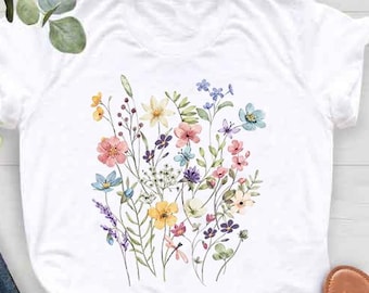 Botanical Floral Tee, Wildflowers T-Shirt,Gift for Gardener,Botanical Shirt,Flower Shirt,Nature Shirt,Floral Cottagecore Shirt,Summer Blooms