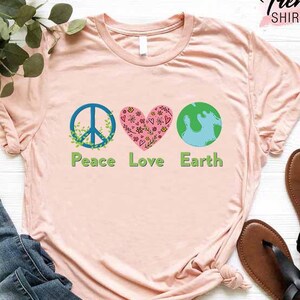 Earth Heart Shirt, Love Planet Earth Shirt, Peace Love Earth Shirt, Environmental Gifts, Activist Shirt,Earth Day Shirt,Save The Earth Shirt