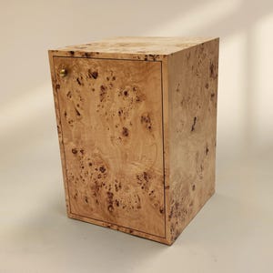 Bedside table in Mappa Burl / Burr