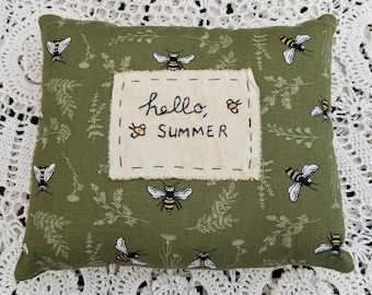 Hello, Summer Bees Stitchery Pillow ~RTS, Farmhouse Decor, Cottage Decor, Summer Decor, Bee pillow, Tiered Tray Decor, Hnadmade