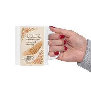 Cadeau Fête des Mères | Impression inspirée de citation de maman | Oeuvre d'art mains ridées | Carte sentimentale pour la fête des mères | Décoration murale élégante pour maman