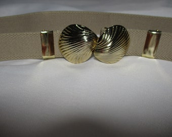 Gorgeous Shell scallop pendant chain belt