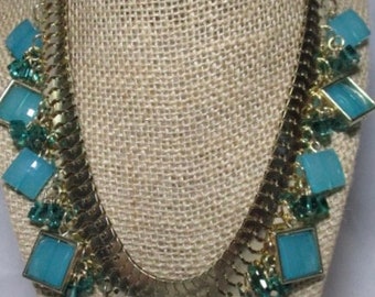 A Vintage Glamour ISH Turquoise Facetted with Green Crystal Bead Cubed Accents Necklace in a Gold Tone.