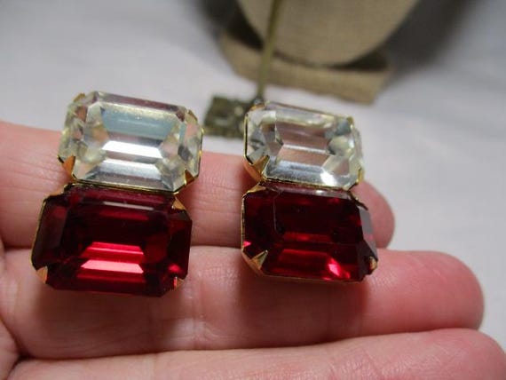 A Pair of Large Jeweled Like Ruby Red and Clear S… - image 6