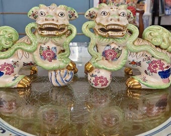 Tobacco Leaf Lucky Pair of Porcelain Green Foo Dogs 7”H