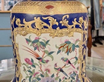 Rare Find Porcelain Blue Rose Medallion Lidded Bell Vase