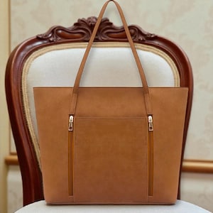 Custom Italian Leather Tote Bag | Large Handmade Leather Bag | Opus Shoulder Tote – True Italian Leather