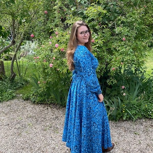 Maïa” Custom Silk Circle Skirt – 100% Valentino Floral Crepe – Handmade in Paris – Customizable Size