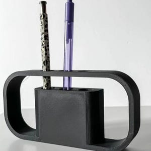 llios Pen Holder