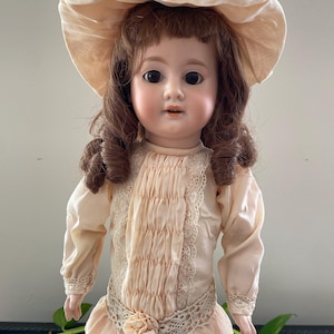 Antike deutsche Bisquit Puppe.