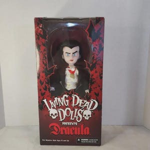 Living Dead Dolls Presents Dracula – Mezco Toyz 2013