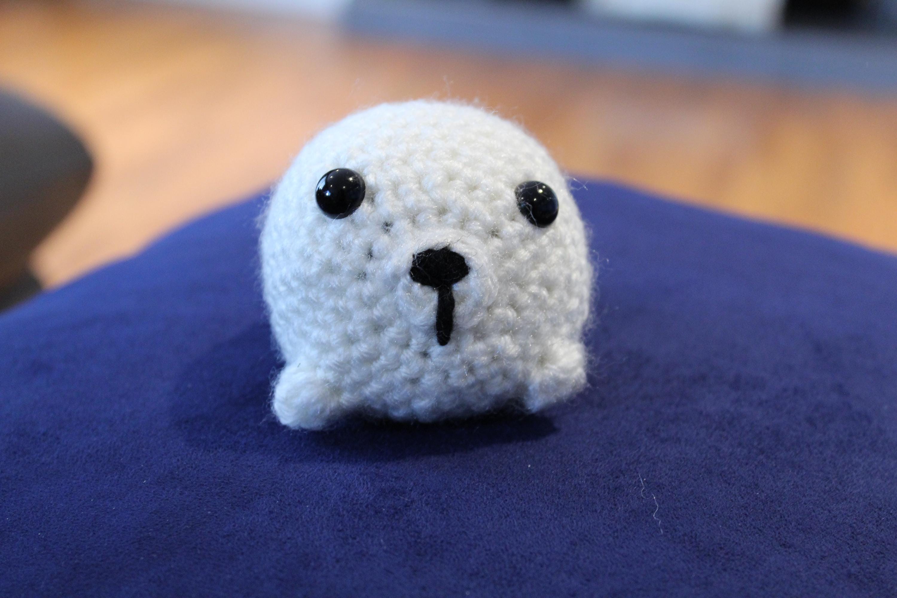 かぎ針編みの手作り赤ちゃんアザラシのぬいぐるみ - Etsy 日本