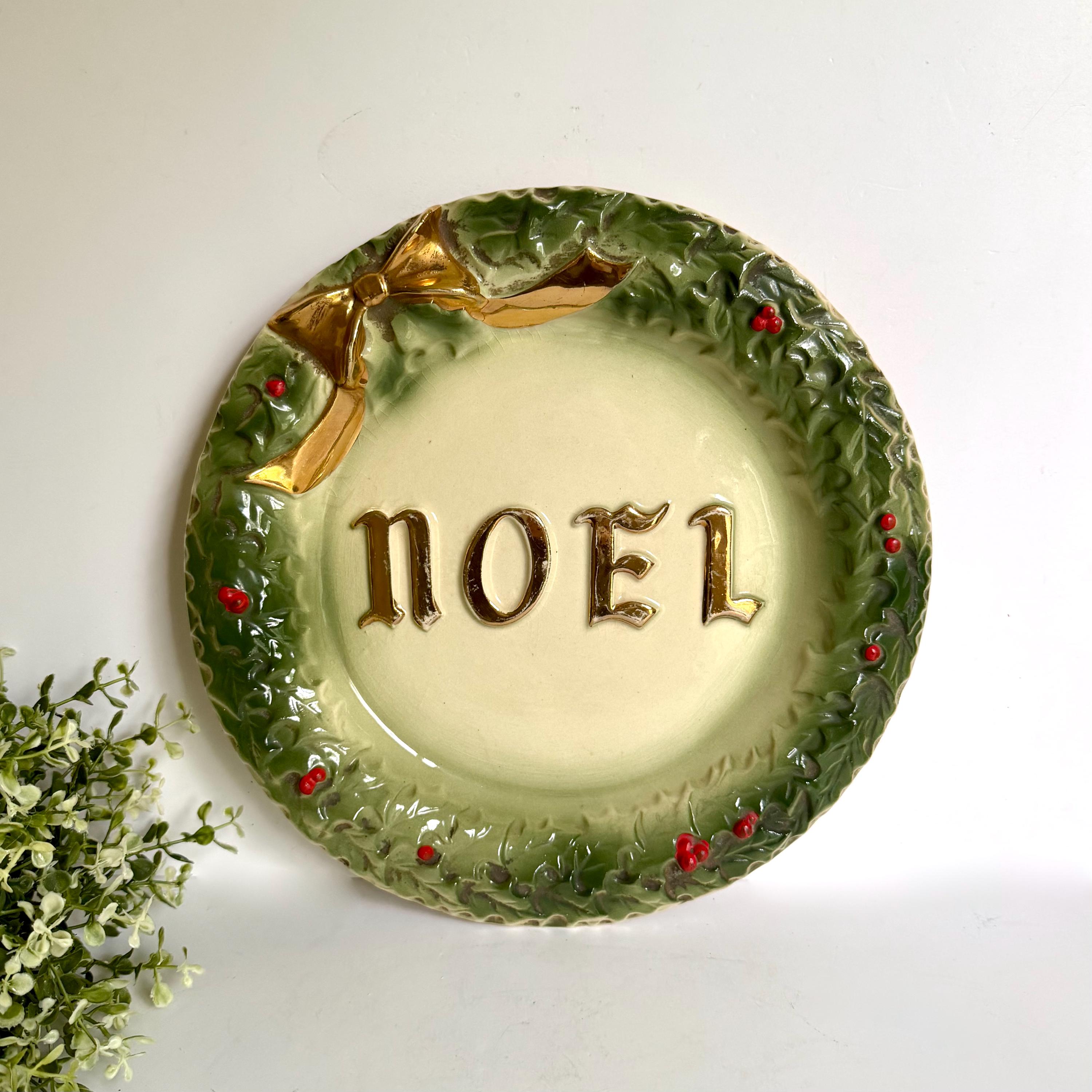 Vintage Noel Plates - Etsy