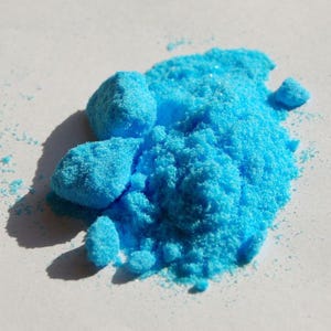 Natural Dyeing & Eco-Printing Modifier: Copper (II) Sulfate (97.5% Pure) - EU Quality