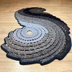 Carpet, rustic lace rug, crocheted carpet, knitted carpet, macrame carpet, hand-knitted carpet, blue carpet, bath mat, washable, home decor