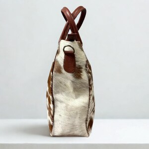 Borsa tote in pelle bovina, borsa a tracolla western in vera pelle con pelo, borsa boho fatta a mano per lei immagine 5