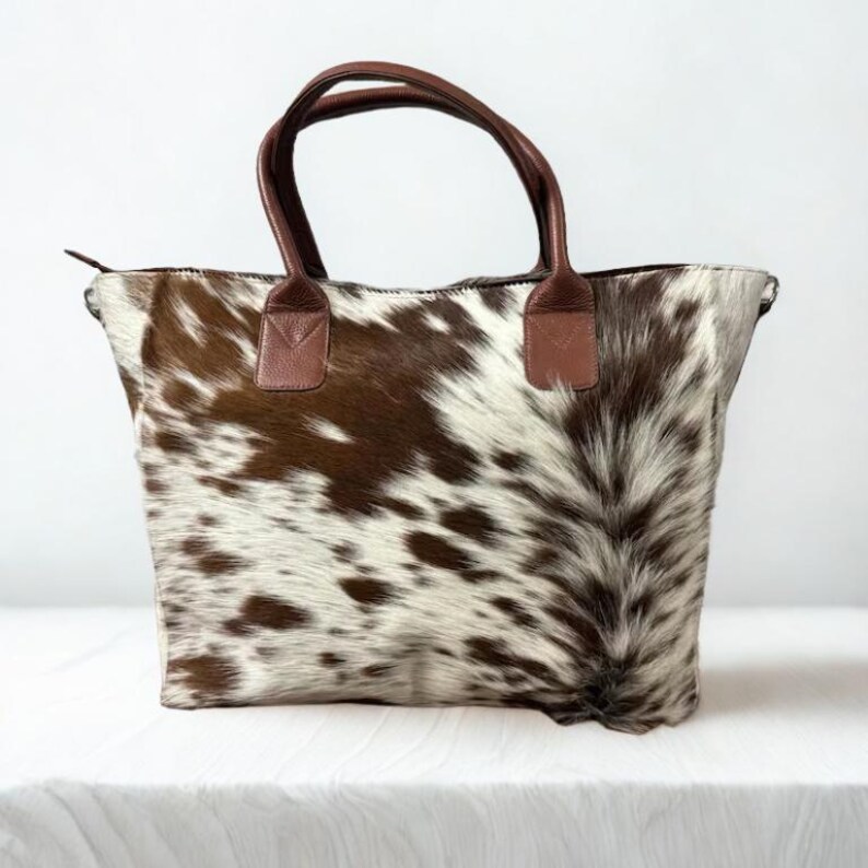 Borsa tote in pelle bovina, borsa a tracolla western in vera pelle con pelo, borsa boho fatta a mano per lei immagine 2