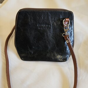 petit sac à bandoulière vintage en cuir noir