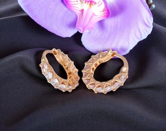 Anillos Huggie de plata de ley 925 con circonita cúbica / Minianillos de diamantes en tono metálico / Estilo ligero e hipoalergénico / Diseño pequeño y delicado / Accesorio ideal para mujeres