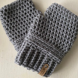 Choice of colors, Handmade crocheted fingerless gloves, texting gloves, acrylic, choose your color image 4