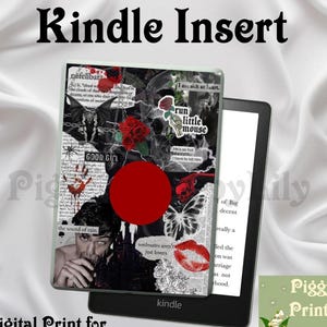 Könnte beinhalten: Ein digitales Druckdesign für einen Kindle E-Reader mit einer Collage aus Bildern und Text. Das Design enthält einen roten Kreis, einen Schmetterling, einen Schädel, eine rote Rose und Text, der "Good Girl" und "Run Little Mouse" sagt.