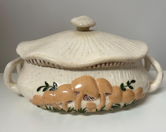 Vintage Arnel’s Merry Mushroom Tureen/Serving Soup Bowl with Serving Laddle/Spoon - Full Set