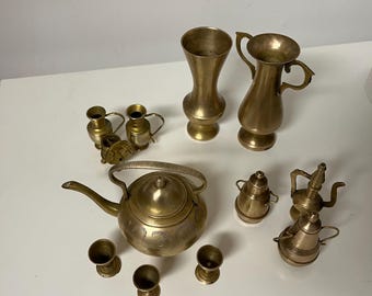 Brass miniature items/teapot/wine goblets/jugs/Spindle/vases - Dollhouse miniatures